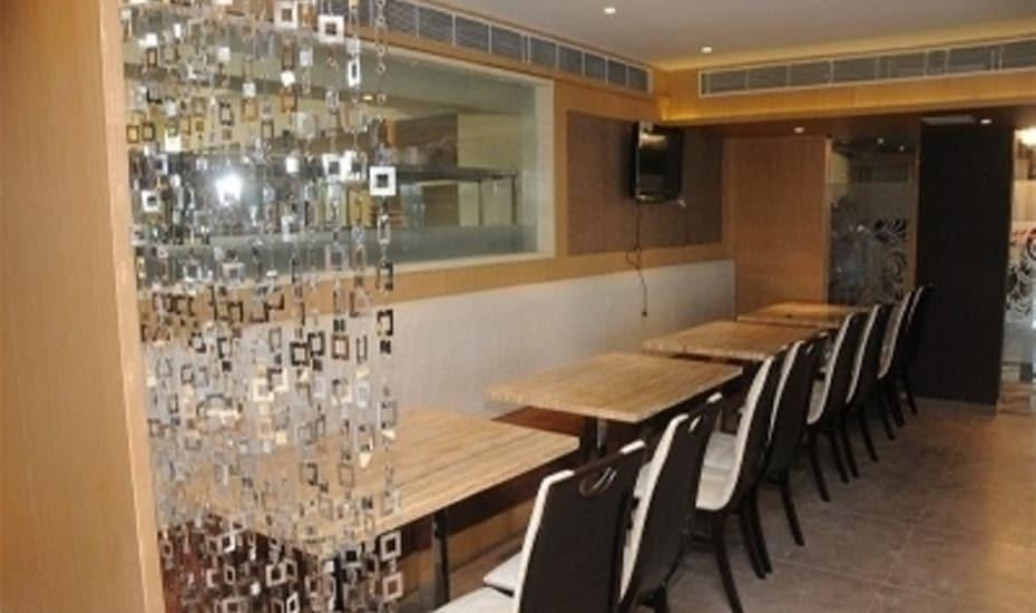 Royal Inn Ankleshwar Zewnętrze zdjęcie